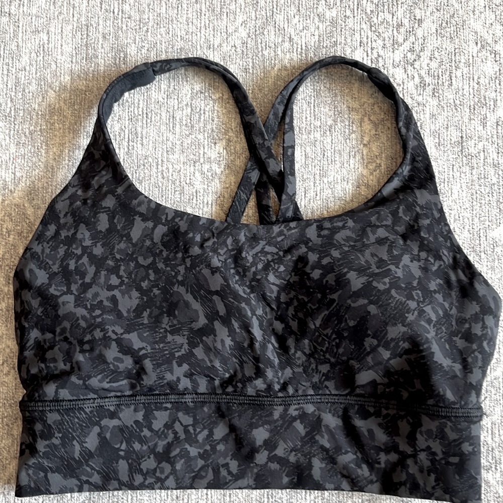 Lululemon energy bra size 6 NWOT